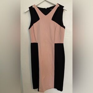 Nine West Elegant Pink and Black Coloblock Sleeveless Dress. Size 8